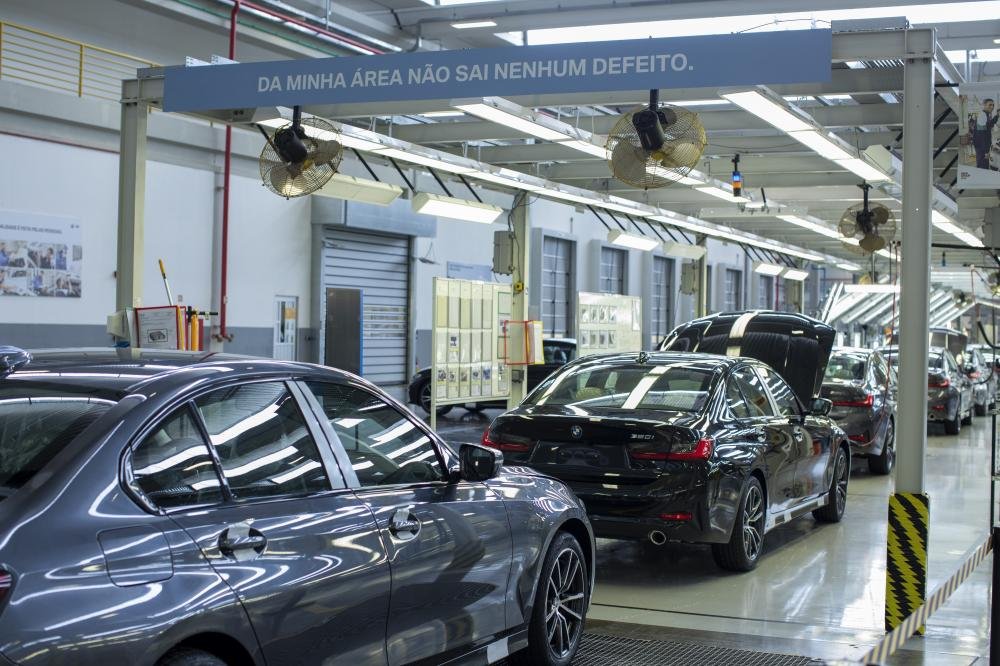 Começa a temporada 2024 de visitas à fábrica da BMW
