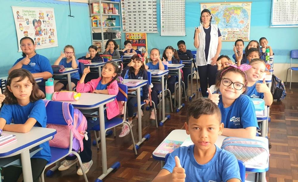 Ponta Grossa convoca 77 classificados em concursos na área da Educação