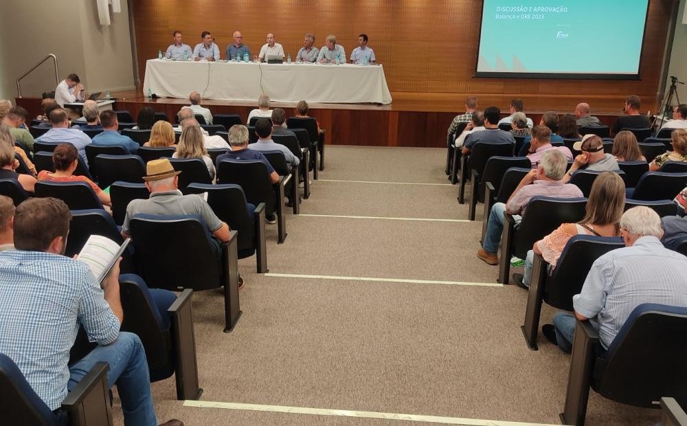 Frísia tem receita bruta de R$ 6,4 bi em 2023