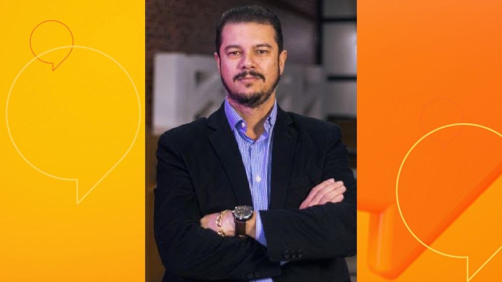 Nova IA criada no Paraná faz tradução e resumo de palestras, conta piada e pode ser confundida com humano