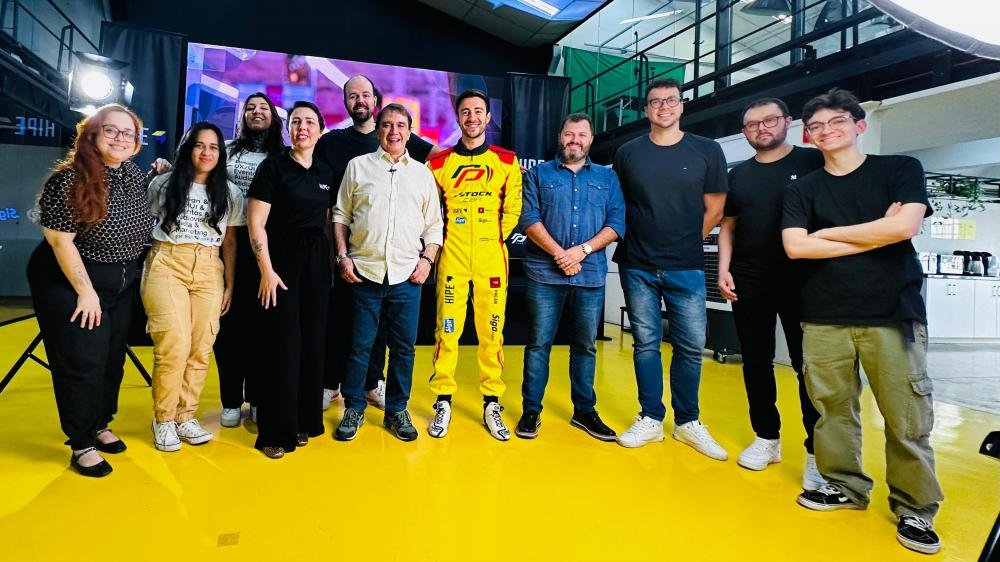 RP Info lança campanha com Reginaldo Leme e patrocínio a Gabriel Casagrande na Stock Car