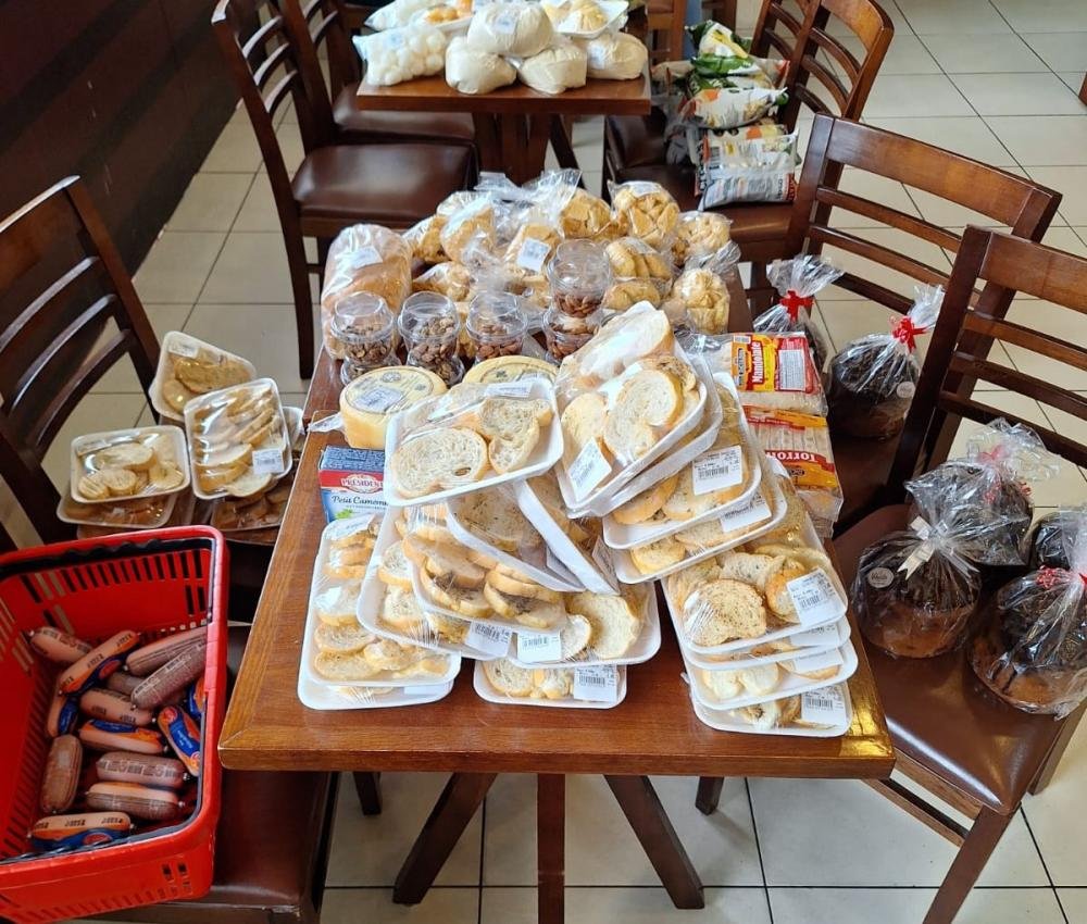 Estabelecimento de PG é multado por venda de produtos vencidos