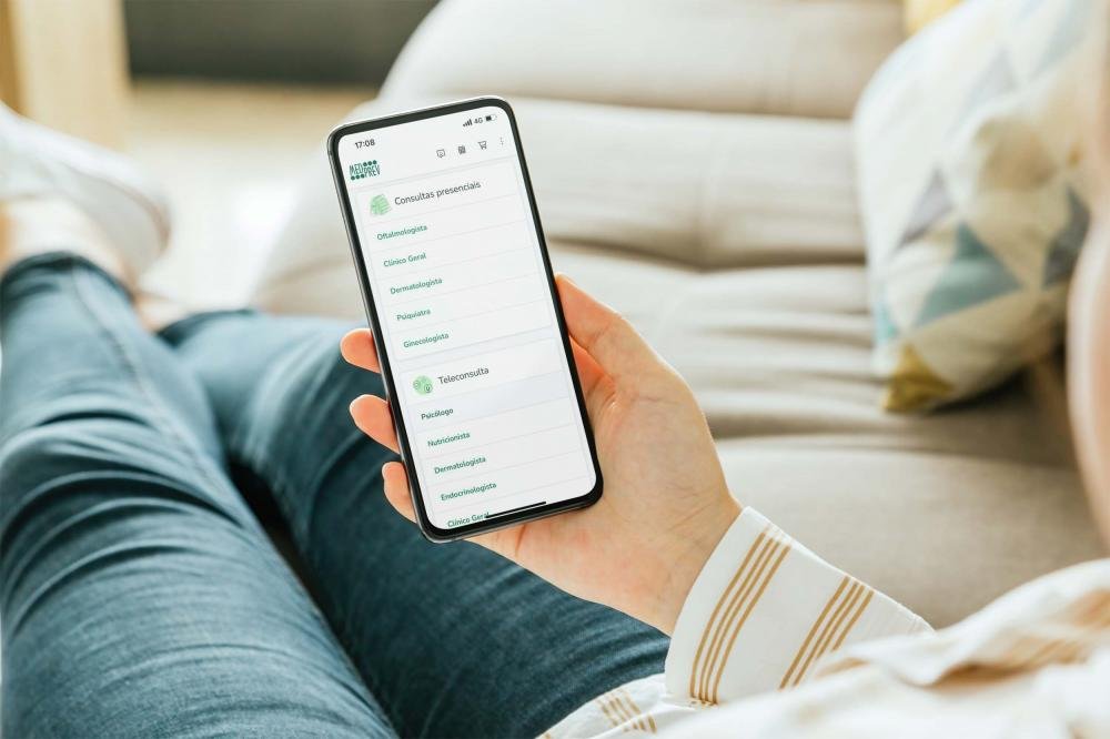 85% dos brasileiros compram ao menos uma vez no mês pela internet 