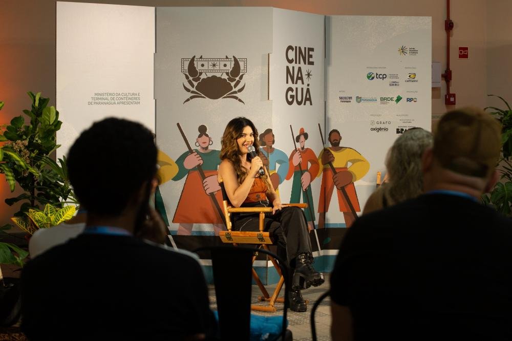 Thiago Rodrigues e Mayana Neiva marcam presença na primeira edição do Cinenaguá