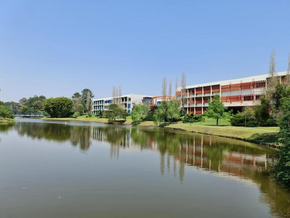 Universidade Positivo lança 23 especializações em Saúde