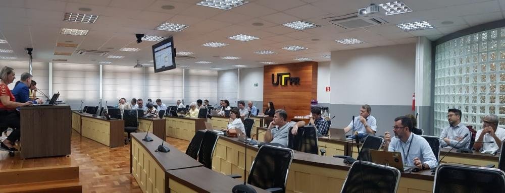 Campus de Ponta Grossa da UTFPR recebe vagas para docente