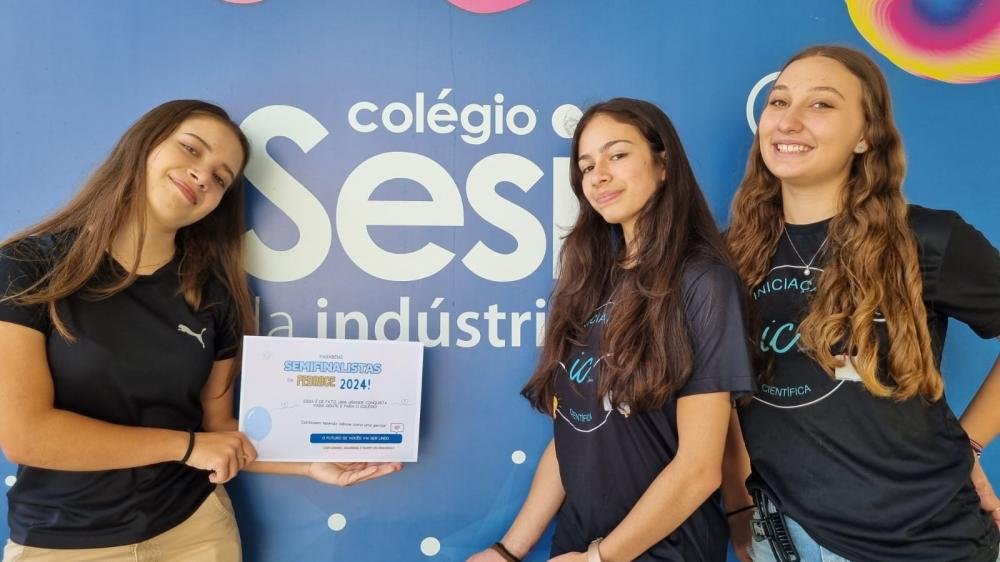 Estudantes do Colégio Sesi apresentam soluções tecnológicas na FEBRACE