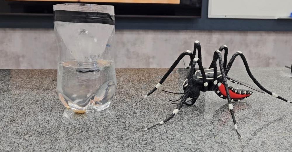 Armadilha caseira de combate à dengue