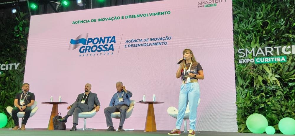 Ponta Grossa se destaca na Smart City Expo apresentando soluções inovadoras para cidades inteligentes