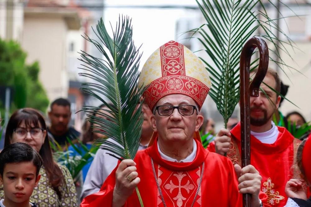 Procissão do Domingo de Ramos abre a Semana Santa