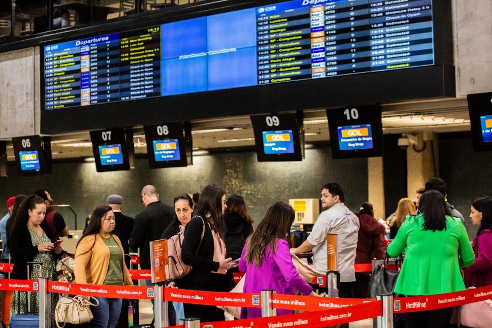 Mais de 65 mil pessoas devem passar pelo Aeroporto Internacional Afonso Pena neste feriado de Páscoa