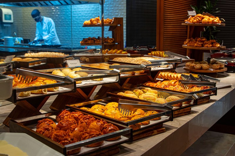 Páscoa é no Grand Mercure Curitiba Rayon