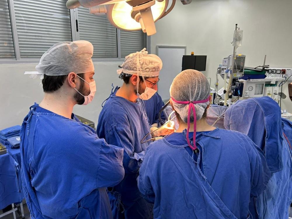 Técnicas avançadas favorecem cirurgias menos invasivas em idosos