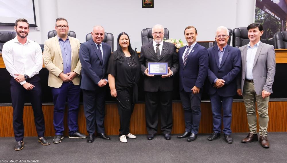 Zonta recebe título de Cidadão Honorário de Joinville