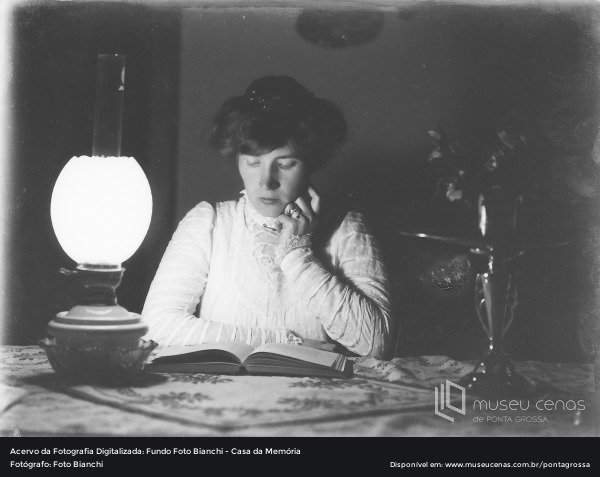 Exposição fotográfica revela protagonismo de Maria Thommen Bianchi em PG no século XX