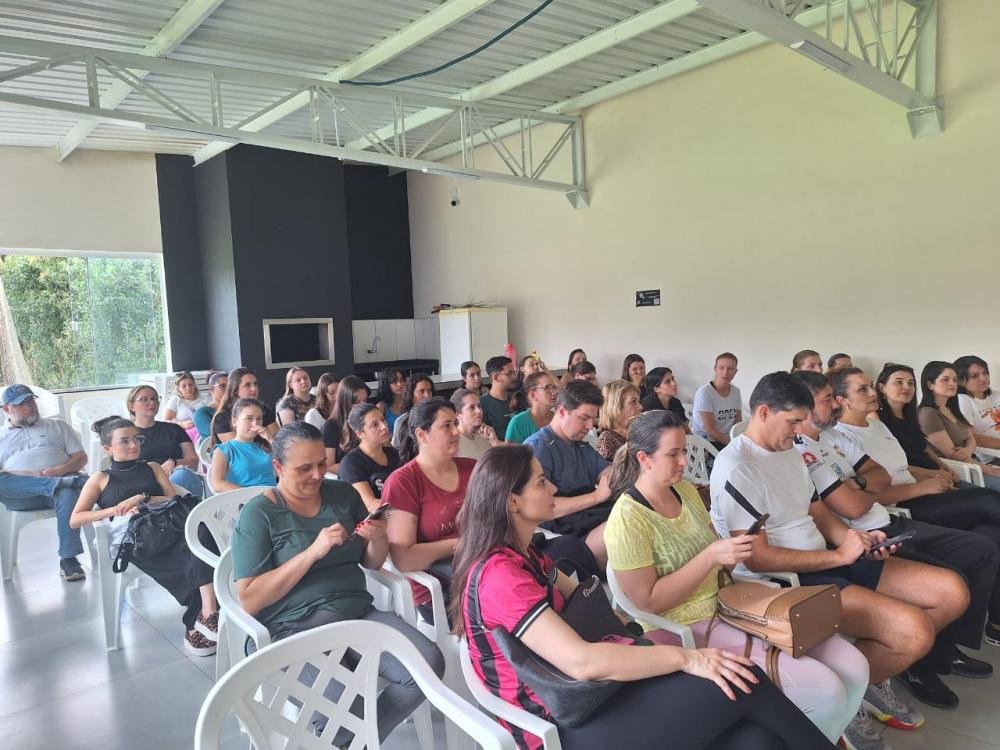 Equipes da Atenção Básica à Saúde participam de atividades para melhoria da qualidade de vida