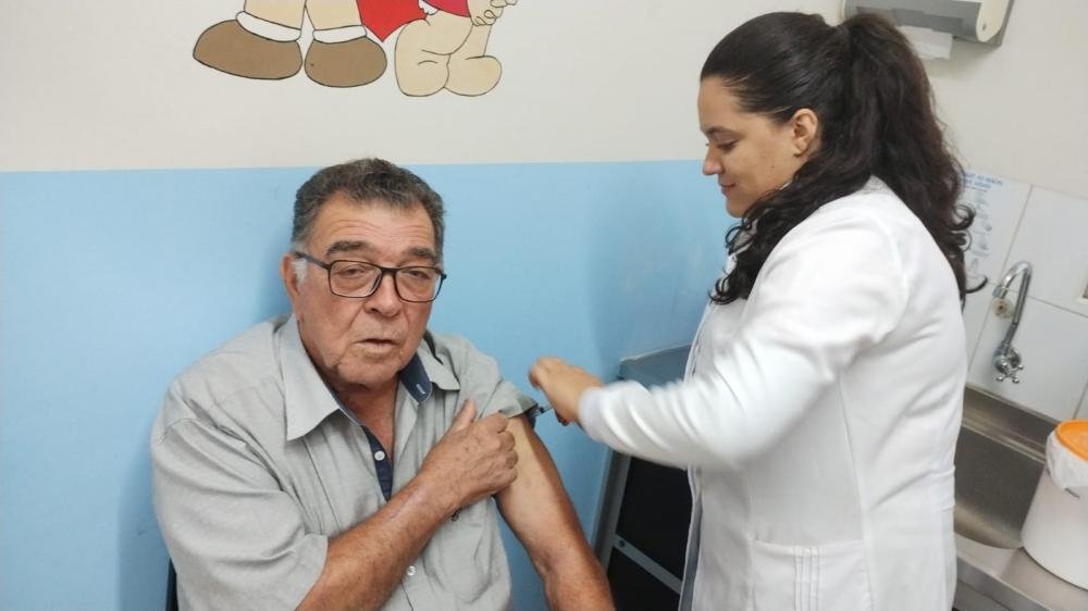 Telêmaco Borba aplica 2.384 doses no Dia D de Vacinação