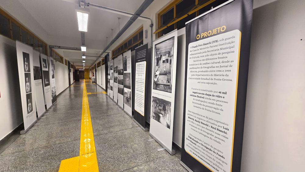 Exposição ‘Olhares de Bianchi’ está aberta para visitação na UTFPR em Ponta Grossa