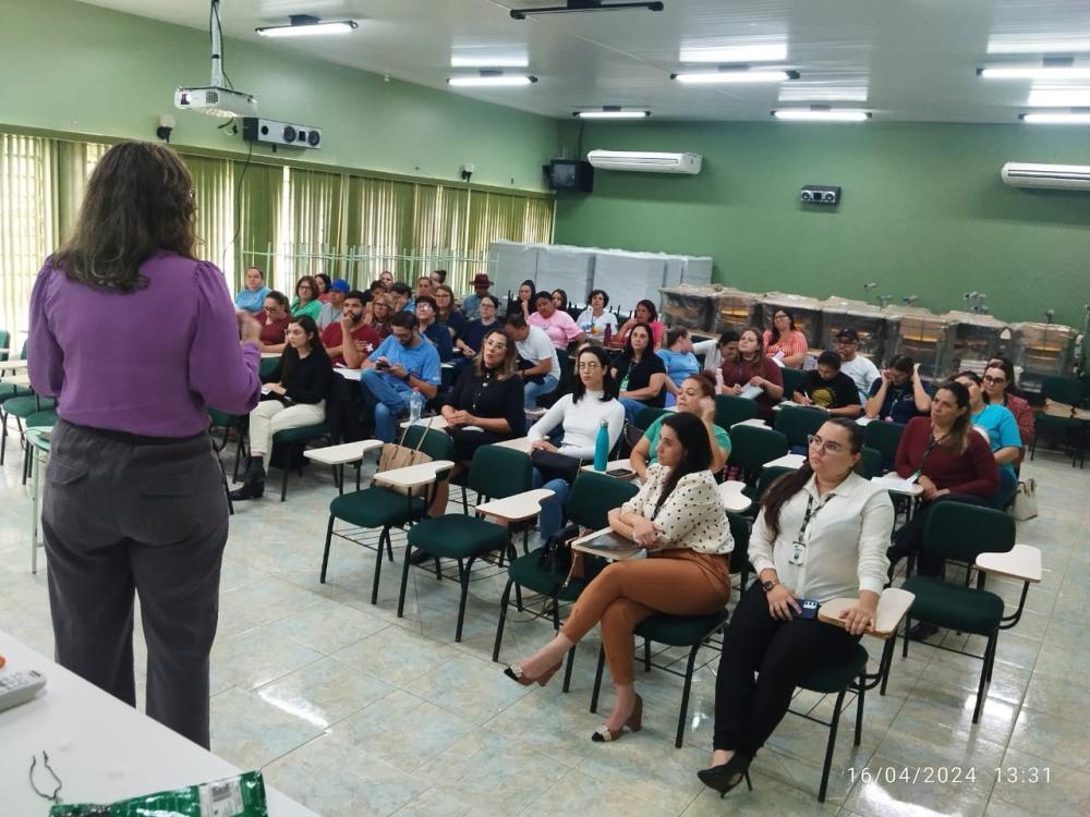 Tibagi debate Linha de Saúde do Idoso