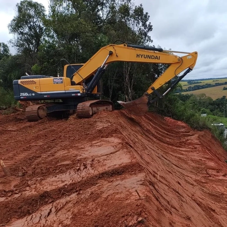 Obras de manutenção no pavimento alteram tráfego na BR-476, em Araucária