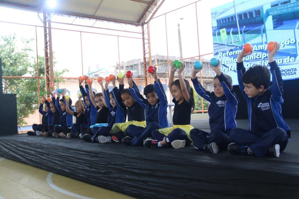 Escola Elyseu Campos Mello, na Ronda, é entregue reformada e ampliada