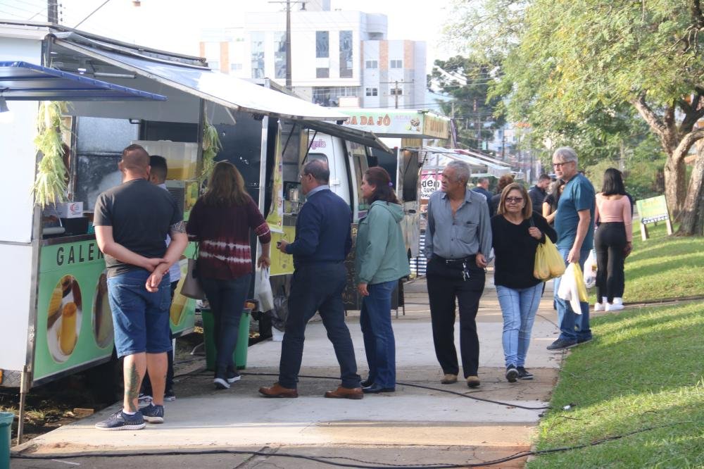 Feira Gastronômica tem programação musical para esta sexta-feira (17)