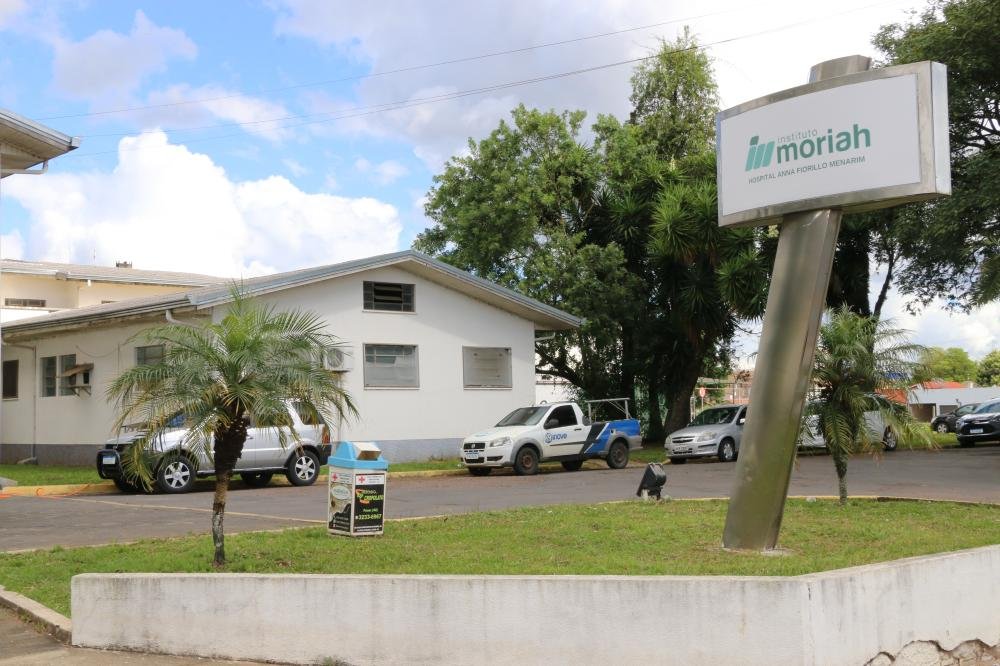 Prefeito Neto Fadel assina ordem que amplia a oferta de endoscopia