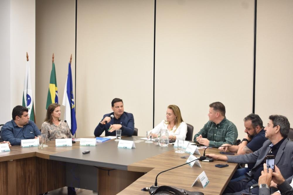 ACIPG e Sandro Alex debatem melhorias na região
