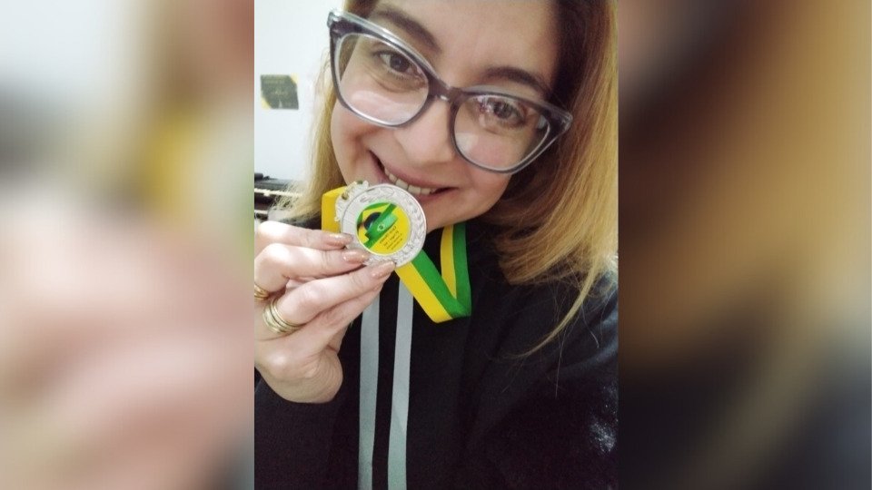 Escritora de Carambeí é premiada no IV Fanzine de Literatura e Poesia