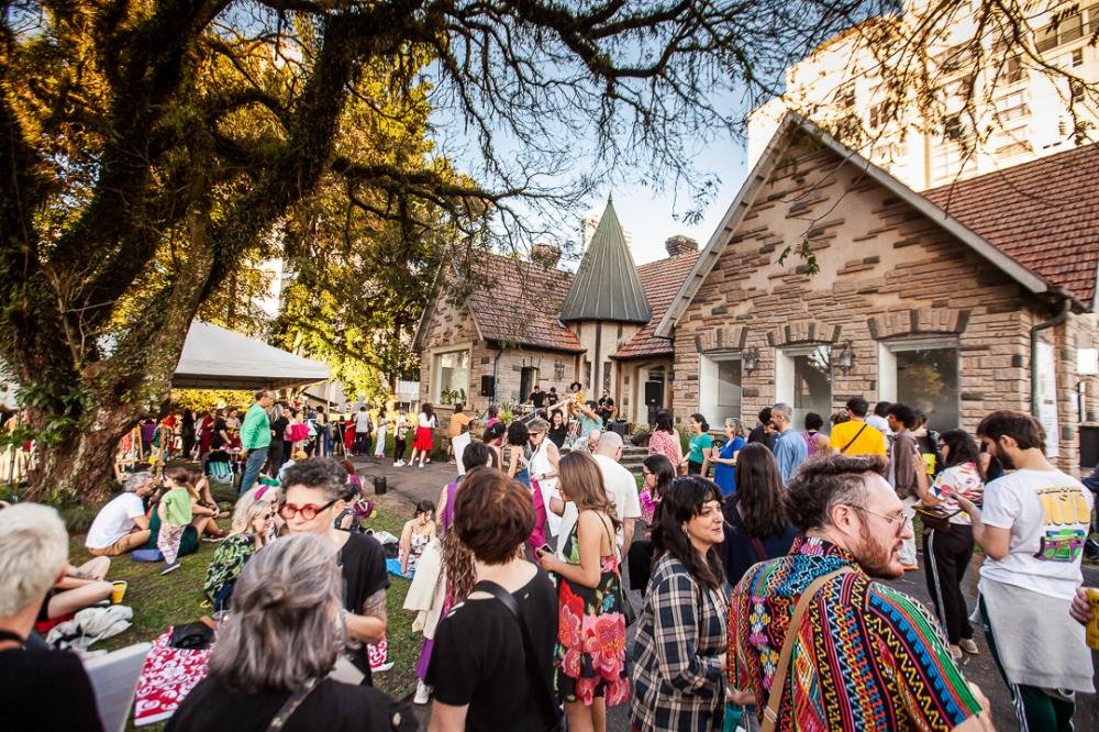 Curitiba ganha novo festival de literatura; estreia acontece neste sábado (30)