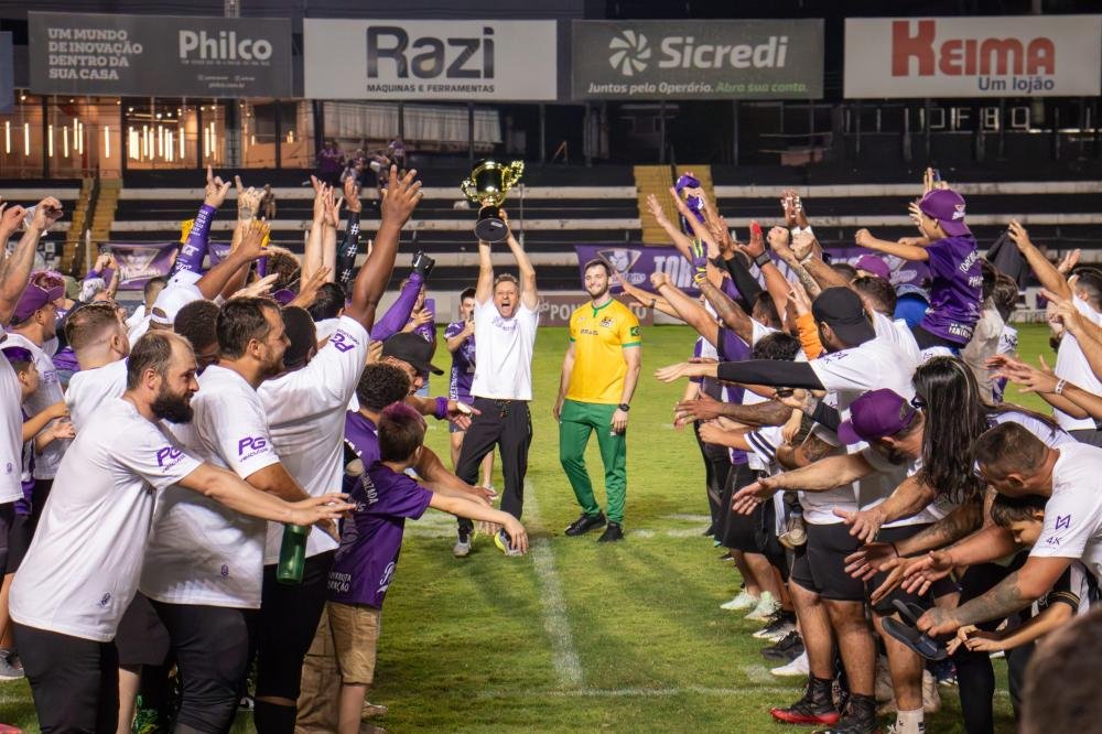 Ponta Grossa Phantoms encerra temporada com título invicto do Brasileirão D3