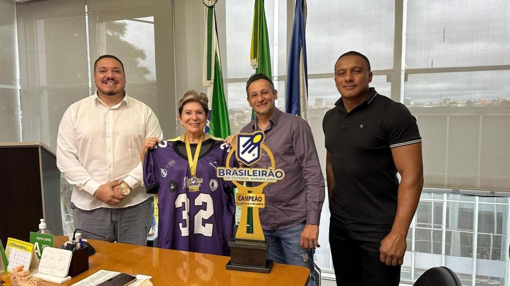 Ponta Grossa Phantoms Apresenta Troféu do Brasileirão D3 e Celebra Crescimento do Futebol Americano na Região