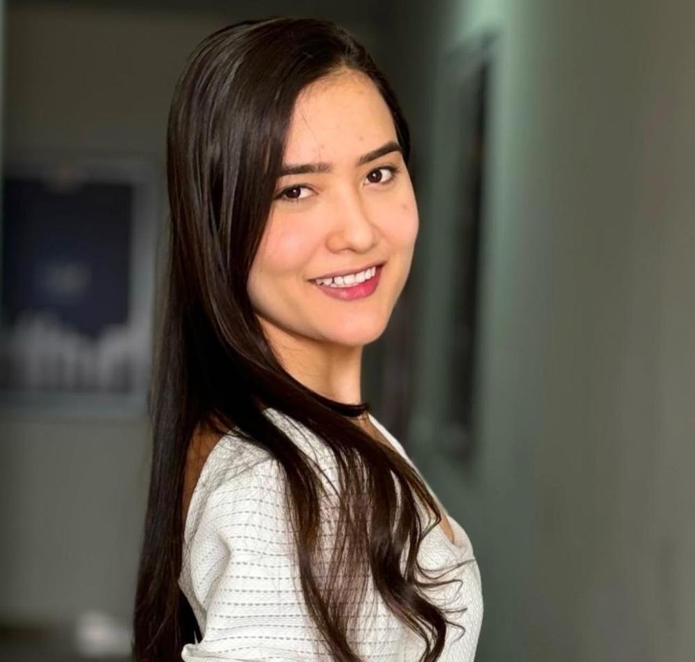 Talita Santos: Uma Voz Ungida que Ecoa em Todo o Brasil.