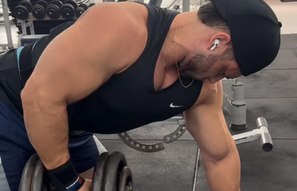 Danilo Cruz Carneiro Revela: o melhor personal trainer de Bariri revela o segredo do cinto de musculação 