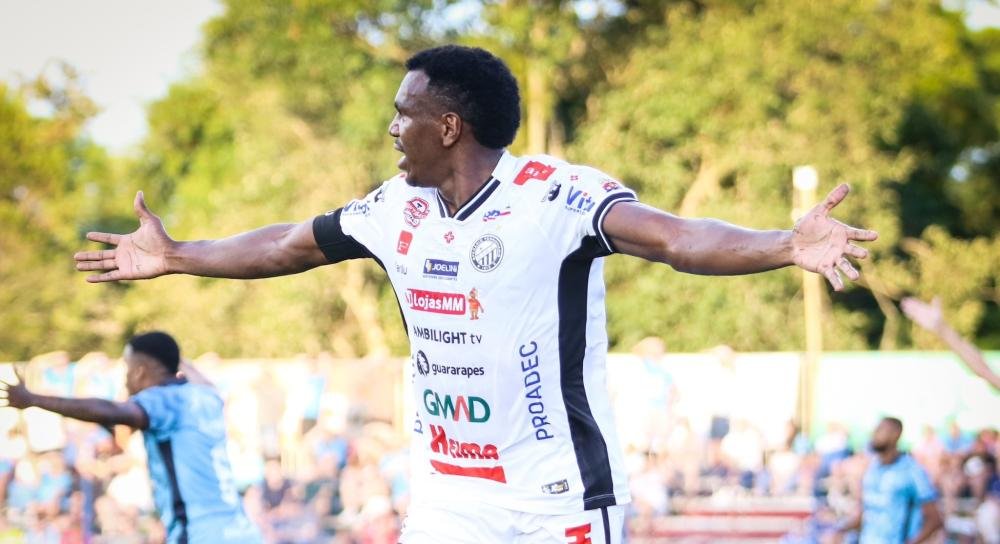 Operário Ferroviário reassume liderança provisória do Campeonato Paranaense