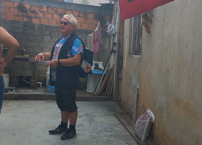 Com alto índice de infestação, cinco bairros de Castro recebem operação de combate ao mosquito