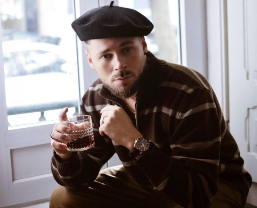 REZZON EXPÕE A VERDADE: “NO BRASIL, ARTE VIROU MERCADORIA!”