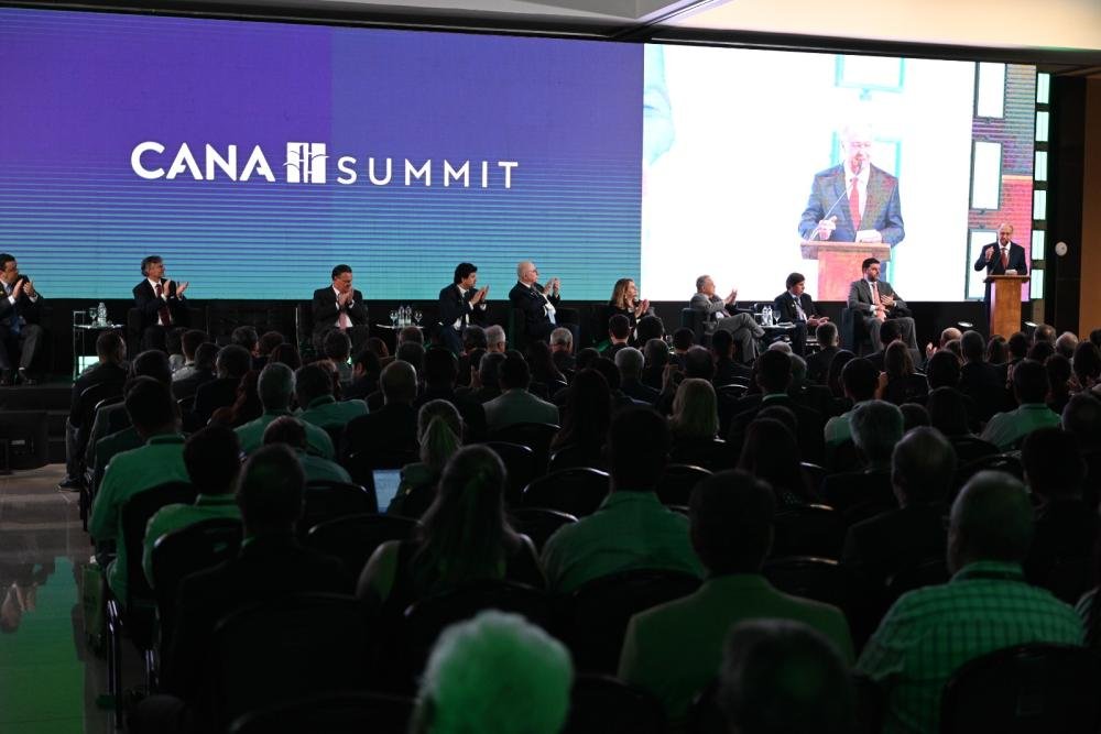 Cana Summit reúne autoridades e especialistas para fortalecer o setor canavieiro