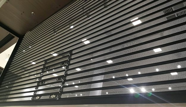 Como lubrificar porta de enrolar: um guia passo a passo para manter o funcionamento perfeito