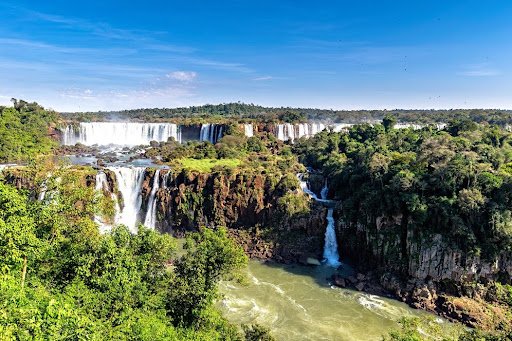 Cataratas do Iguaçu: quanto custa visitar o Paraná em 2024 e montar seu roteiro perfeito