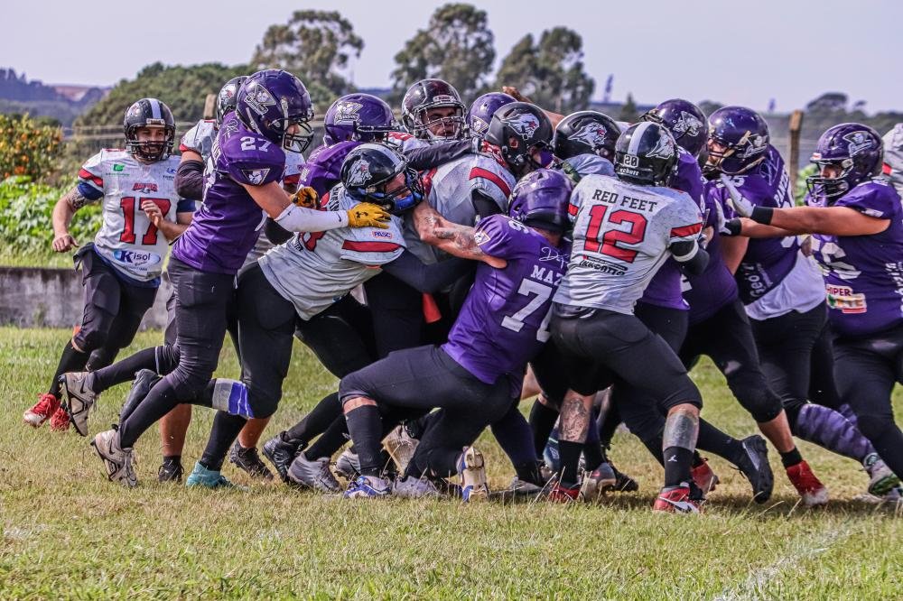 Phantoms vence Red Feet e garante vaga nos playoffs do Paranaense
