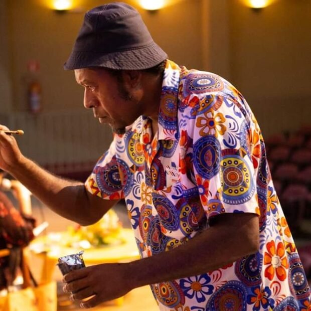 Samora Délcio leva sua arte vibrante e sensível a Brasília em nova exposição