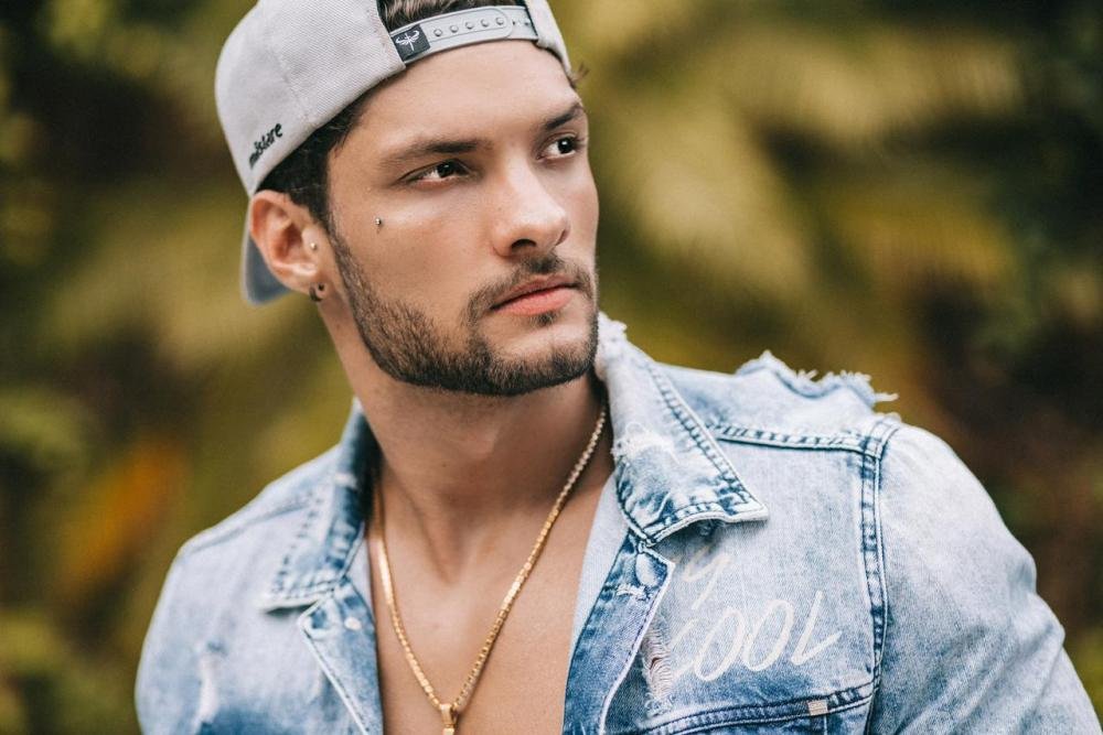 DJ Cerutti está de volta e promete agitar o cenário musical com novidades surpreendentes