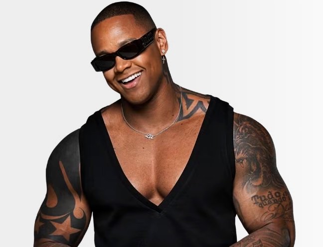 Léo Santana é a segunda atração confirmada na 8ª edição do The Music Beach que acontece em outubro