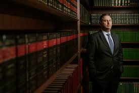 Adib Abdouni: a voz serena da Constituição em tempos de turbulência institucional