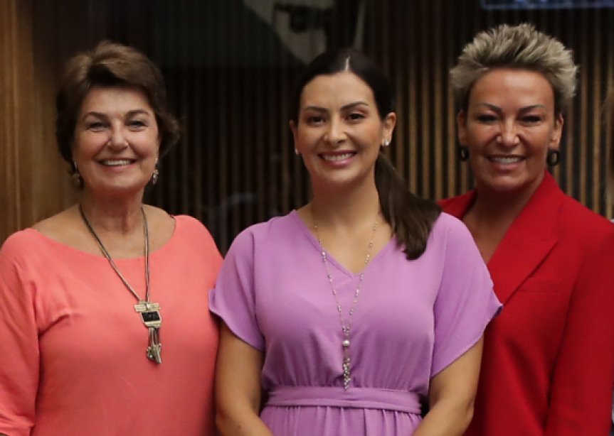 Cloara Pinheiro assume Procuradoria da Mulher; Mabel Canto é a líder da Bancada Feminina