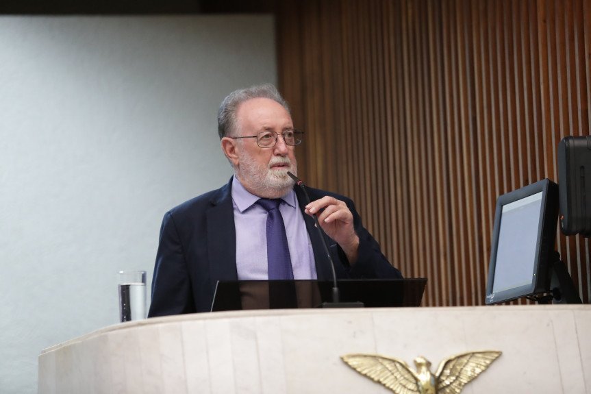 Tercilio Turini sugere ao governo levar asfalto também para distritos e patrimônios rurais