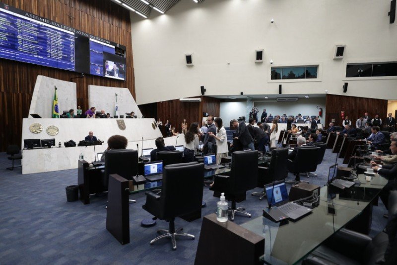 Deputados aprovam criação de três novas comissões permanentes na Assembleia