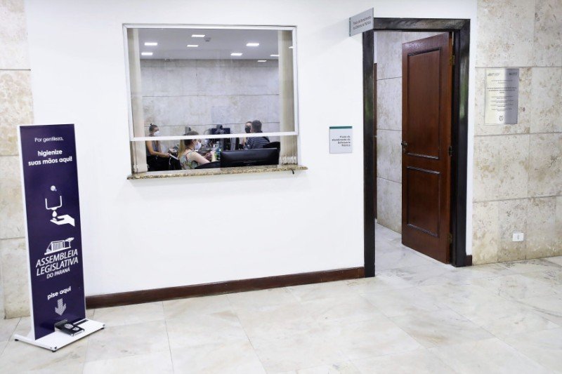 Posto da Defensoria Pública na Alep desloca equipe para atender o município de Bandeirantes