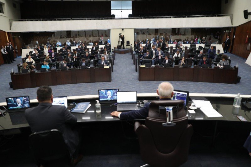 Proposta de combate à importunação sexual no transporte de passageiros avança na Assembleia
